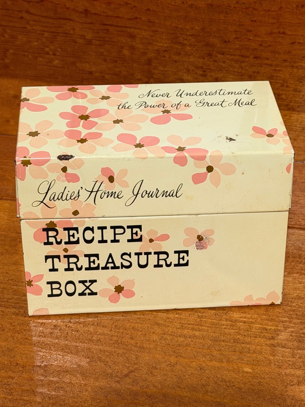 Vintage Recipe Box Full of Handwritten Recipes Ladies Home Journal Floral